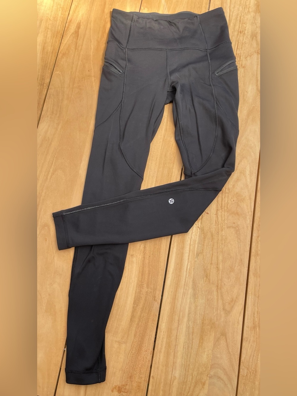 Lululemon Fleece Lined leggings with Zip Pocket Detail